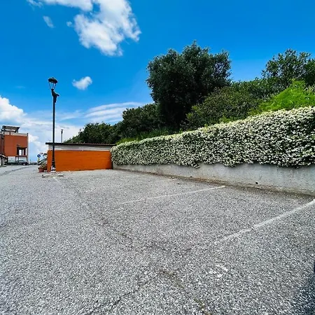 La Casa Panoramica 15 *